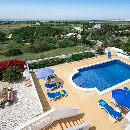 Toriba Villa *